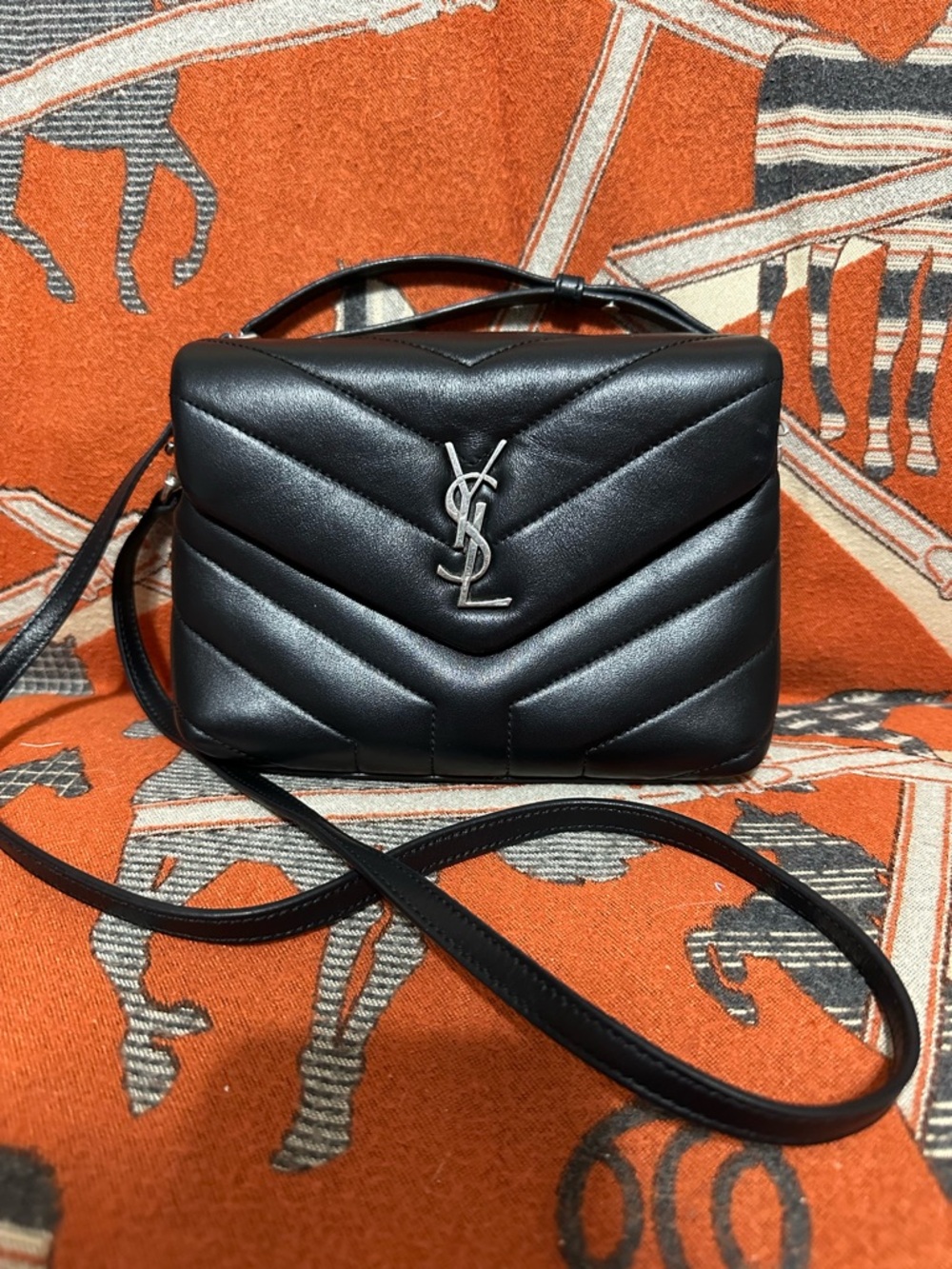 SAINT LAURENT ❤️🌟YSL LOULOU TOY CROSSBODY BAG ⭐️